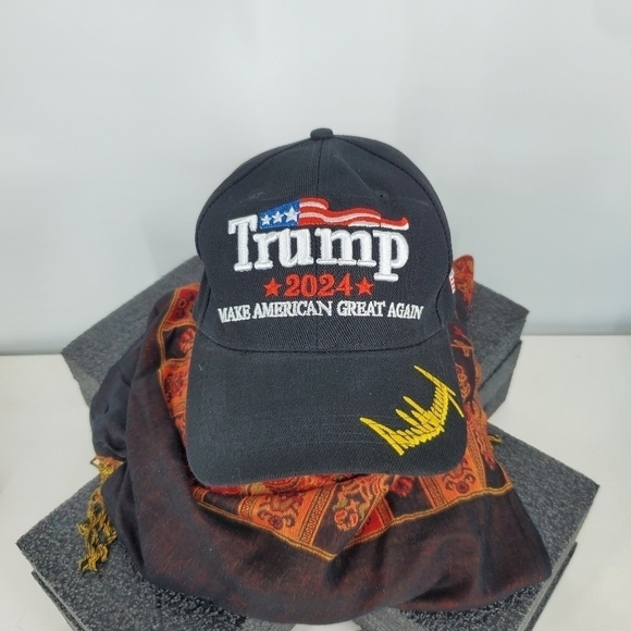 Trump 2024 Embroidered Signature Make America Great Again Rope Cap Black Hat NEW - Picture 9 of 12